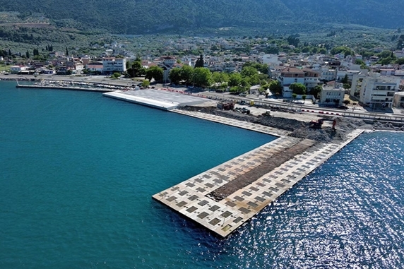 Picture of Construction of the Port of Agios Konstantinos